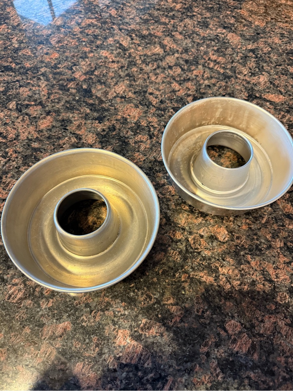 Set of 2 Small Aluminum vintage Angel Food / Tube Cake Pans - Silver